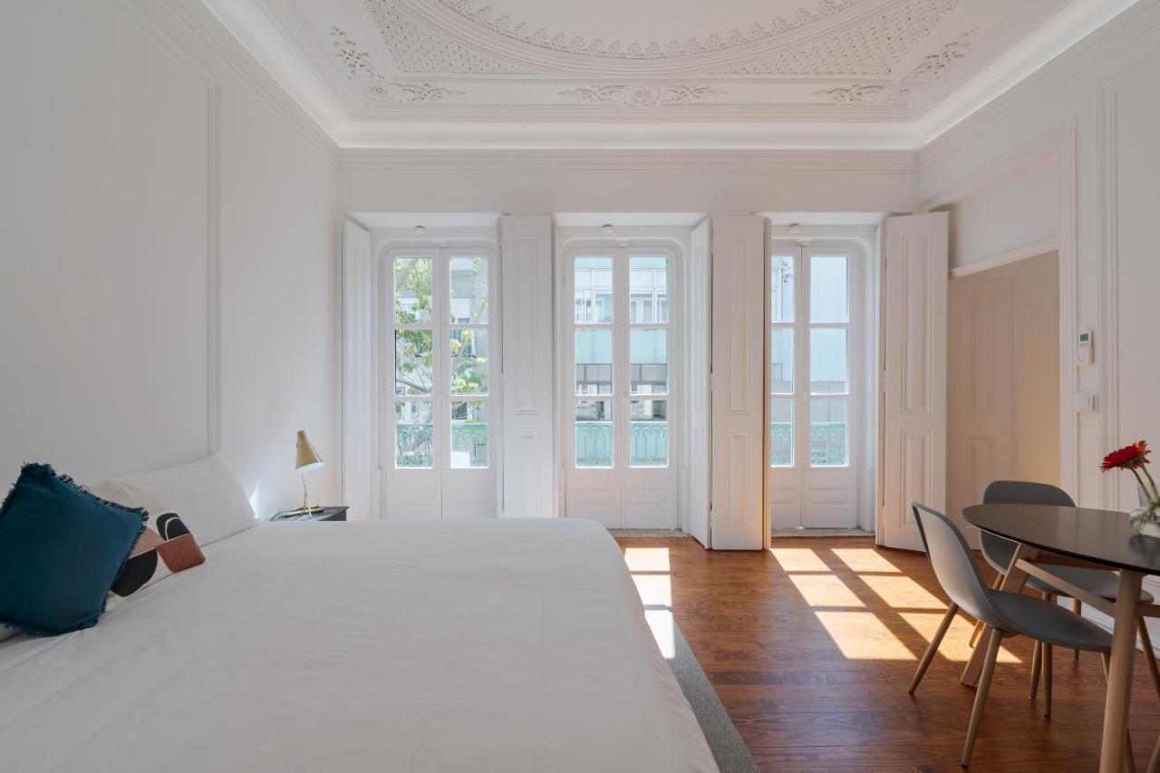Guest house Almada Villa