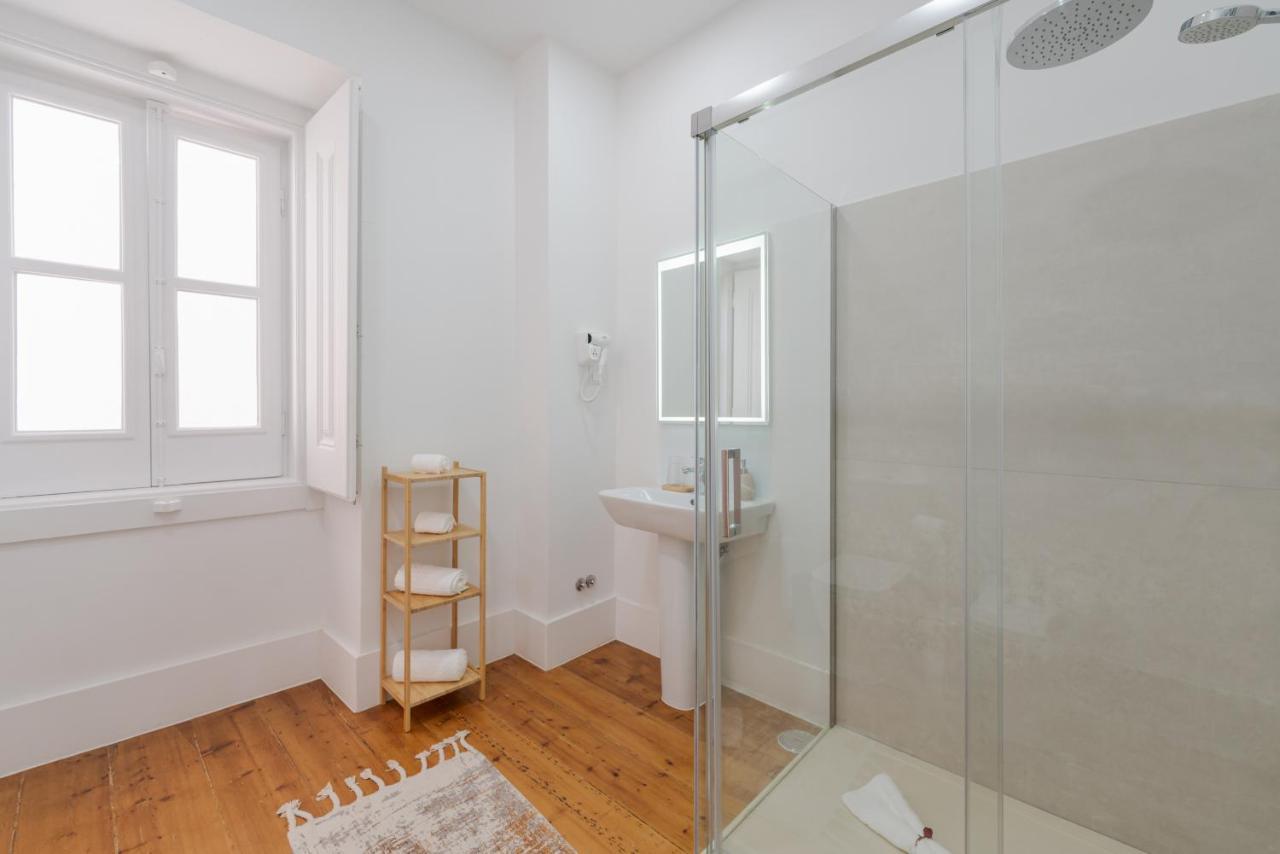 Almada Villa Guest house